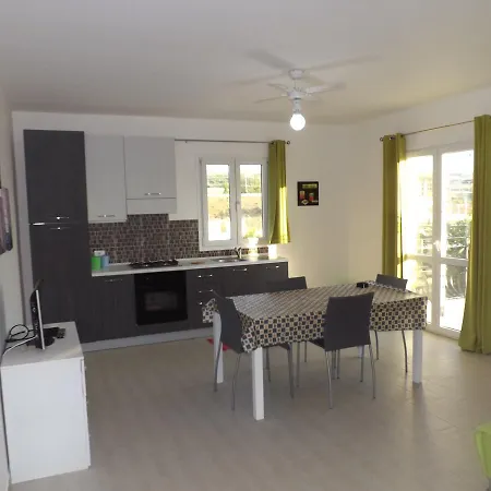 Casa Mare Trappeto 아파트